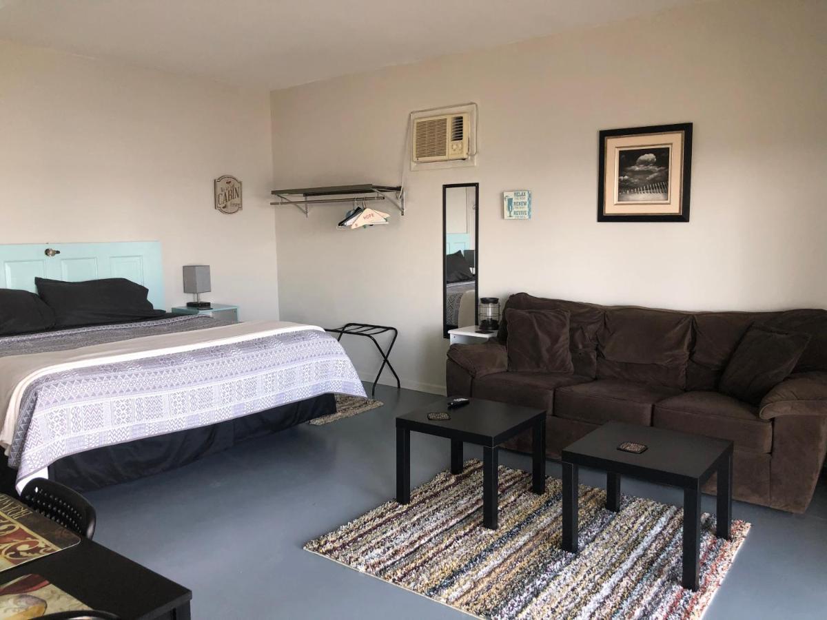 Whiskey River Cottages Formerly Seaway Slips เคลย์ตัน ภายนอก รูปภาพ