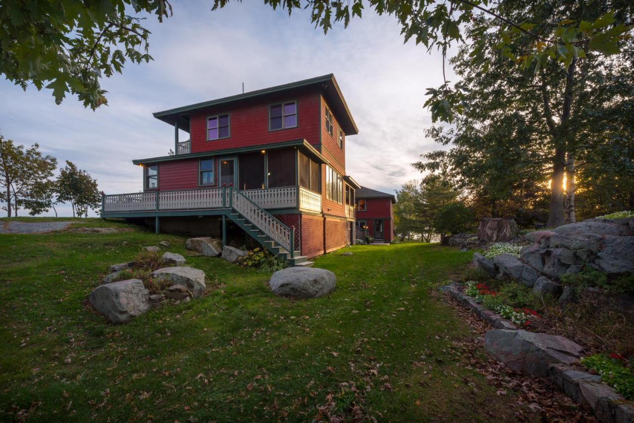 Whiskey River Cottages Formerly Seaway Slips เคลย์ตัน ภายนอก รูปภาพ